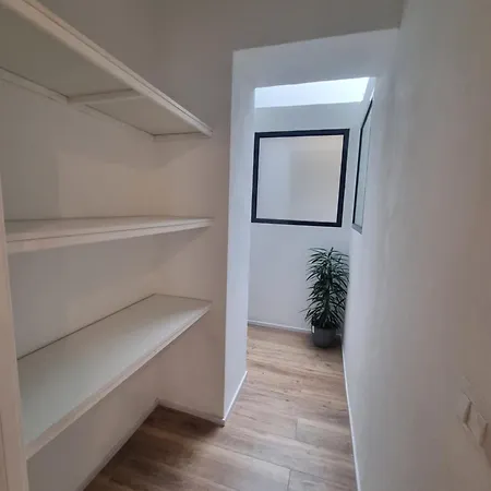 Apartment Spacious In Como