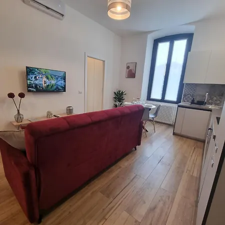 Apartment Spacious In