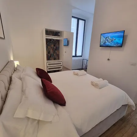 Apartment Spacious In *