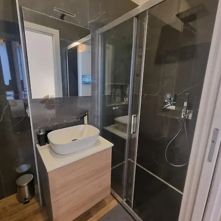 Apartment Spacious In Como